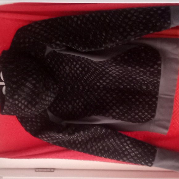 Hoodie - Picture 2 of 3